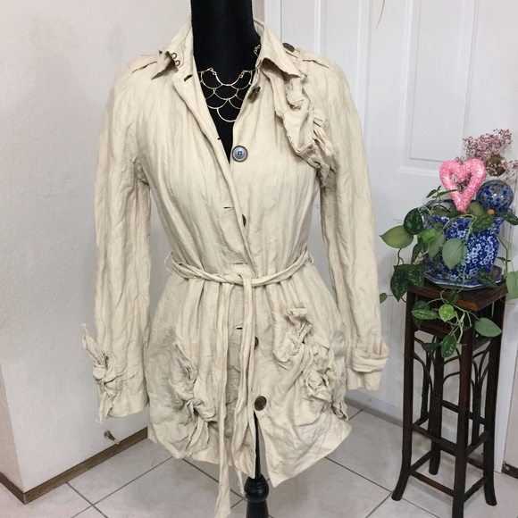 Gryphon Jackets & Blazers - GRYPHON NEW YORK KNOT TRENCH COAT JACKET.     (E5)
